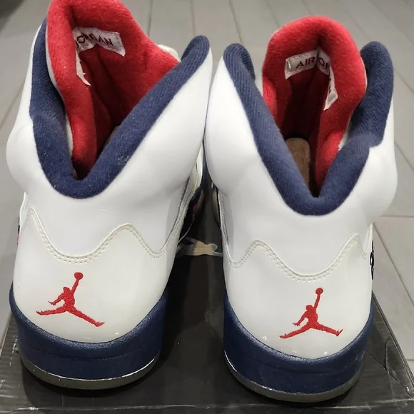 Air Jordan 5 Retro White Sneakers - Picture 3 of 6